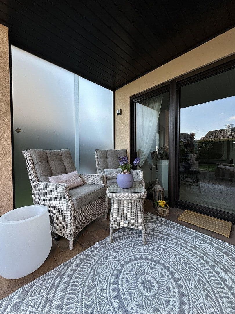 Prodej domu 220 m², pozemek 563 m², Starohrad, Durynsko Prodej domu 220 m², pozemek 563 m², Starohrad, Durynsko