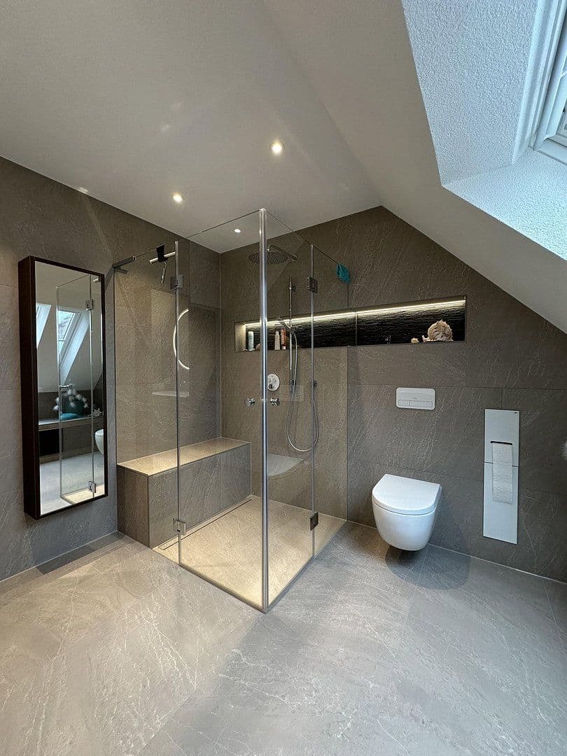 Prodej domu 220 m², pozemek 563 m², Starohrad, Durynsko Prodej domu 220 m², pozemek 563 m², Starohrad, Durynsko