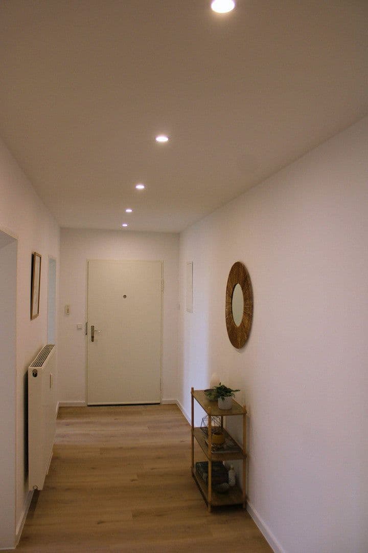 Prodej bytu 3+1 72 m², Neckarauer Str. 21, Mannheim, Bádensko-Württembersko Prodej bytu 3+1 72 m², Neckarauer Str. 21, Mannheim, Bádensko-Württembersko