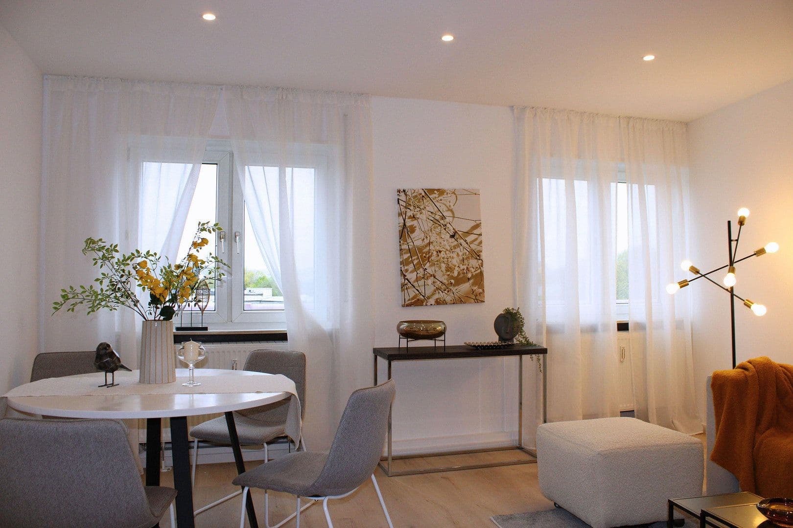 Prodej bytu 3+1 72 m², Neckarauer Str. 21, Mannheim, Bádensko-Württembersko Prodej bytu 3+1 72 m², Neckarauer Str. 21, Mannheim, Bádensko-Württembersko