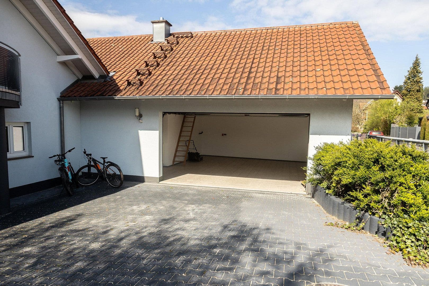 Prodej domu 160 m², pozemek 500 m², Lindengrabenstrasse 28, Lahr/Schwarzwald, Bádensko-Württembersko Prodej domu 160 m², pozemek 500 m², Lindengrabenstrasse 28, Lahr/Schwarzwald, Bádensko-Württembersko