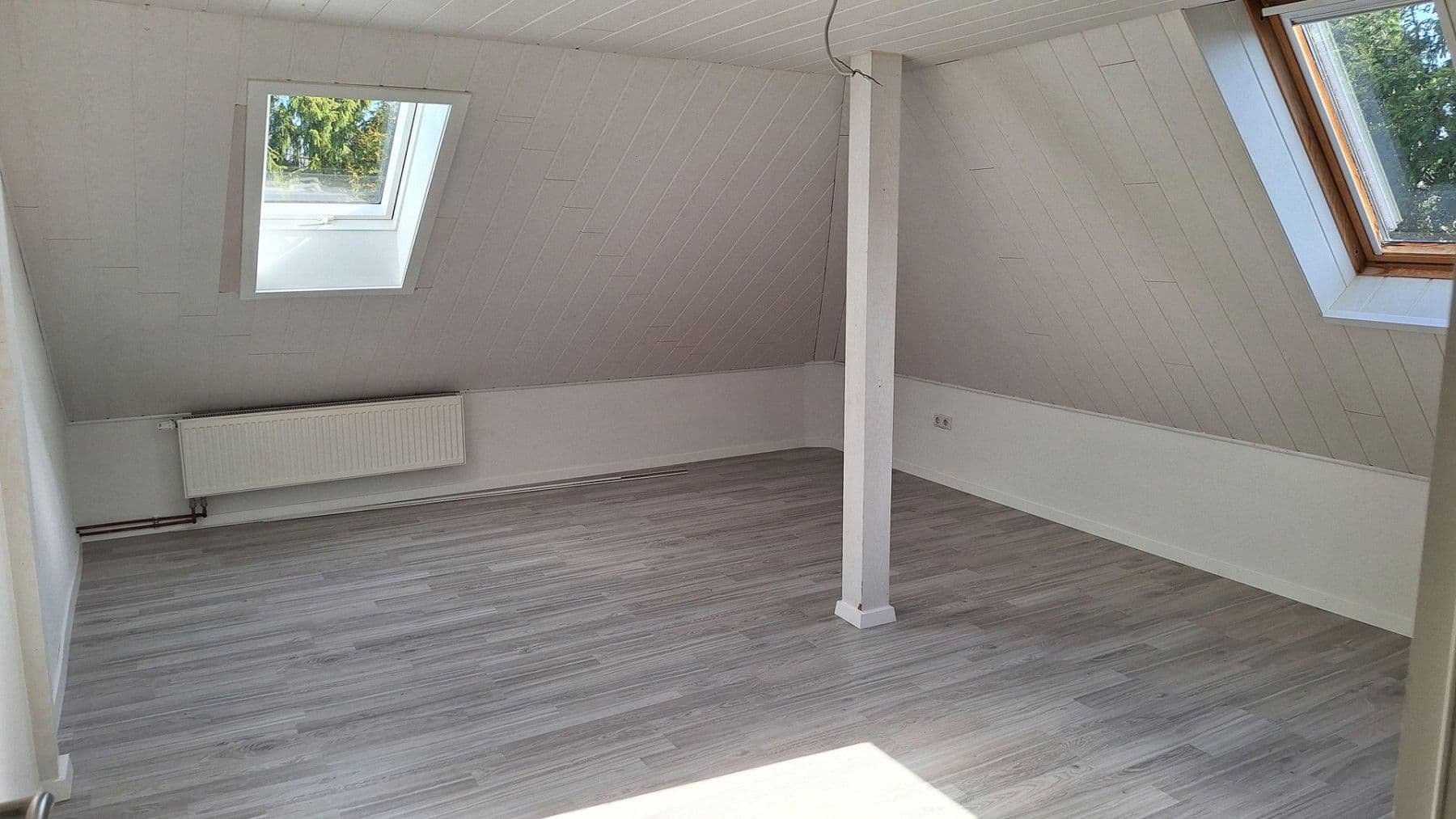 Prodej domu 204 m², pozemek 914 m², Wilhelmshaven, Dolní Sasko Prodej domu 204 m², pozemek 914 m², Wilhelmshaven, Dolní Sasko
