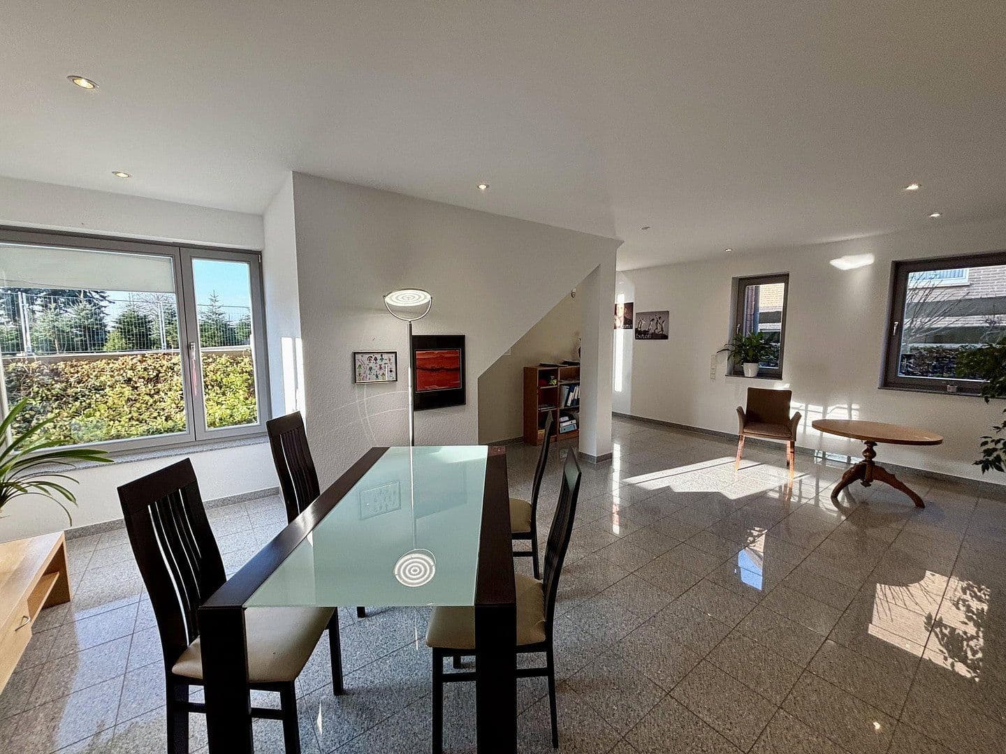 Prodej domu 339 m², pozemek 974 m², Wassenberg, Severní Porýní-Vestfálsko Prodej domu 339 m², pozemek 974 m², Wassenberg, Severní Porýní-Vestfálsko