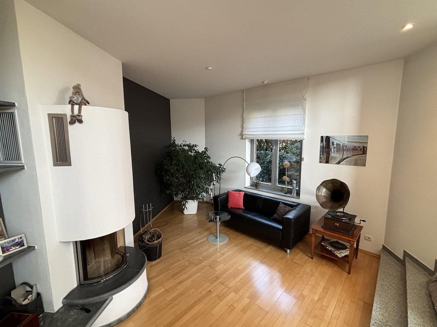 Prodej domu 339 m², pozemek 974 m², Wassenberg, Severní Porýní-Vestfálsko Prodej domu 339 m², pozemek 974 m², Wassenberg, Severní Porýní-Vestfálsko