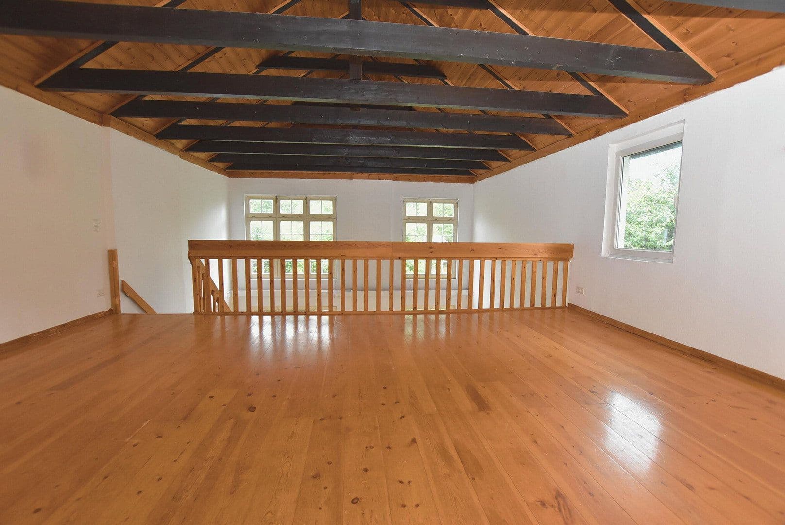 Prodej domu 427 m², pozemek 1.509 m², Hamburg, Hamburg Prodej domu 427 m², pozemek 1.509 m², Hamburg, Hamburg