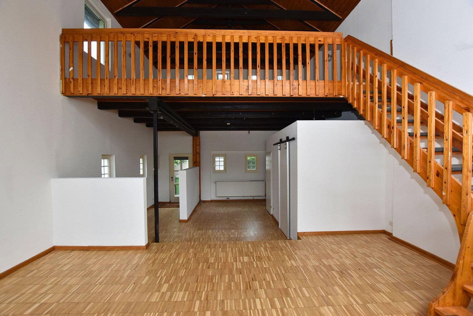 Prodej domu 427 m², pozemek 1.509 m², Hamburg, Hamburg Prodej domu 427 m², pozemek 1.509 m², Hamburg, Hamburg