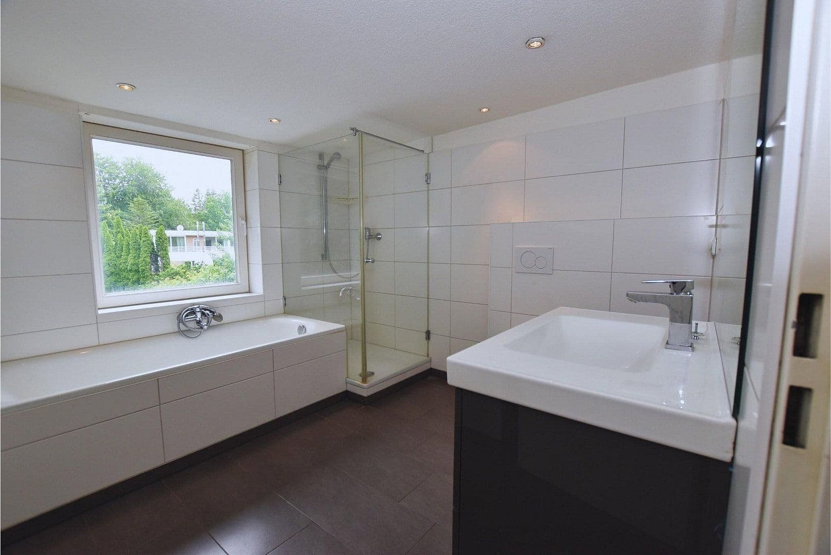 Prodej domu 427 m², pozemek 1.509 m², Hamburg, Hamburg Prodej domu 427 m², pozemek 1.509 m², Hamburg, Hamburg