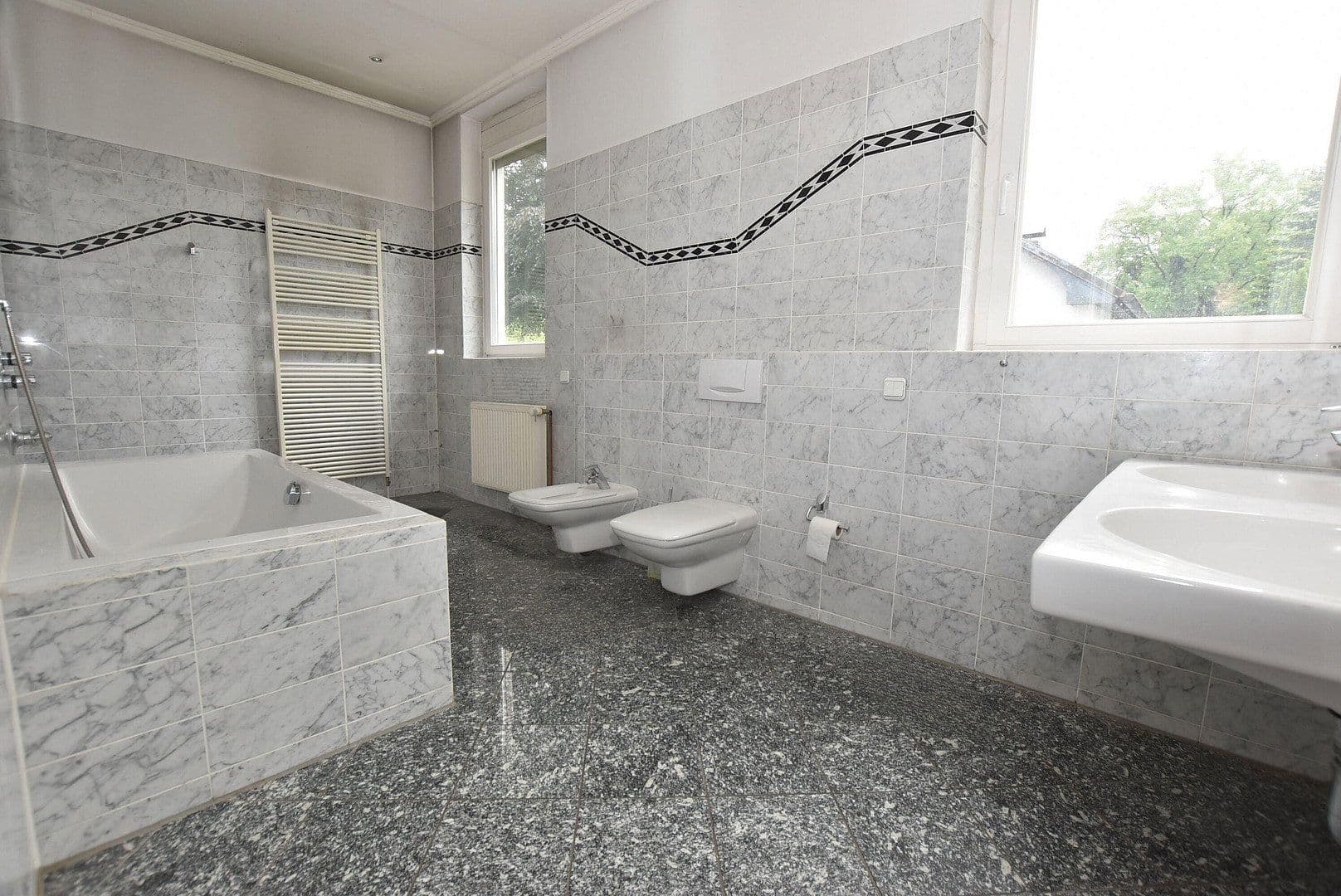 Prodej domu 427 m², pozemek 1.509 m², Hamburg, Hamburg Prodej domu 427 m², pozemek 1.509 m², Hamburg, Hamburg