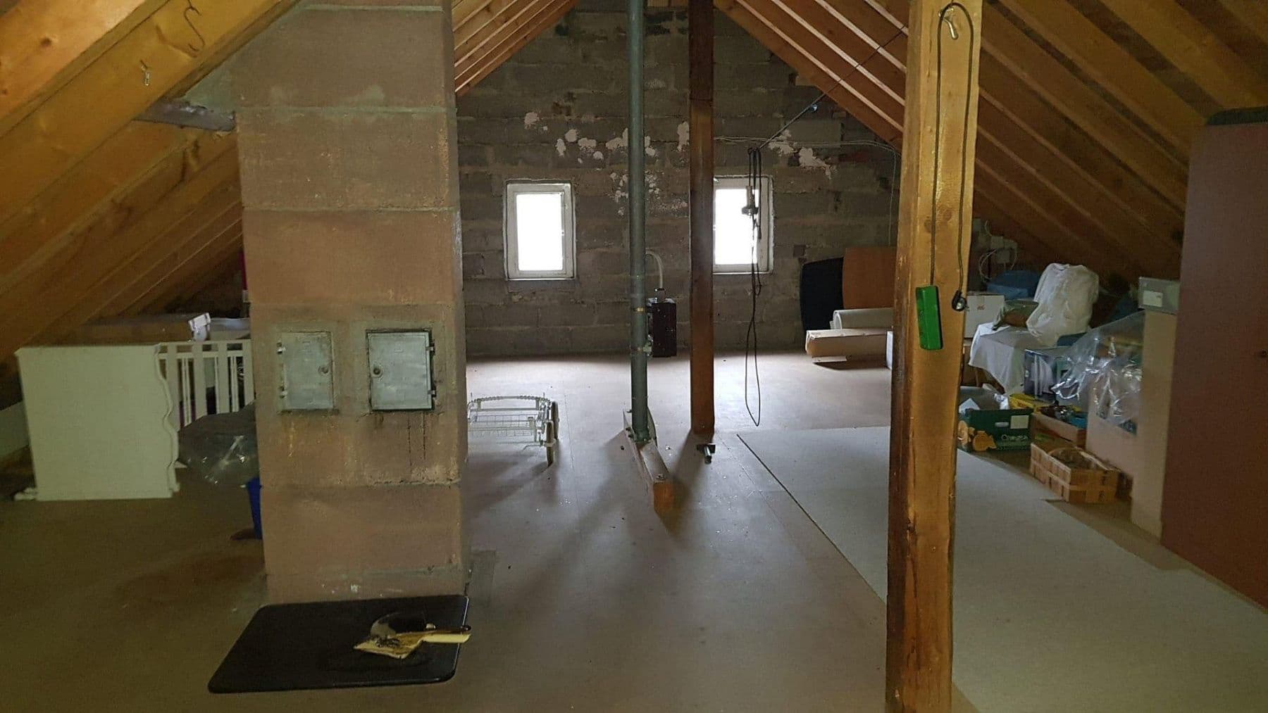 Prodej domu 96 m², pozemek 1.089 m², Zillhauserlandstraße 9, Balingen, Bádensko-Württembersko Prodej domu 96 m², pozemek 1.089 m², Zillhauserlandstraße 9, Balingen, Bádensko-Württembersko