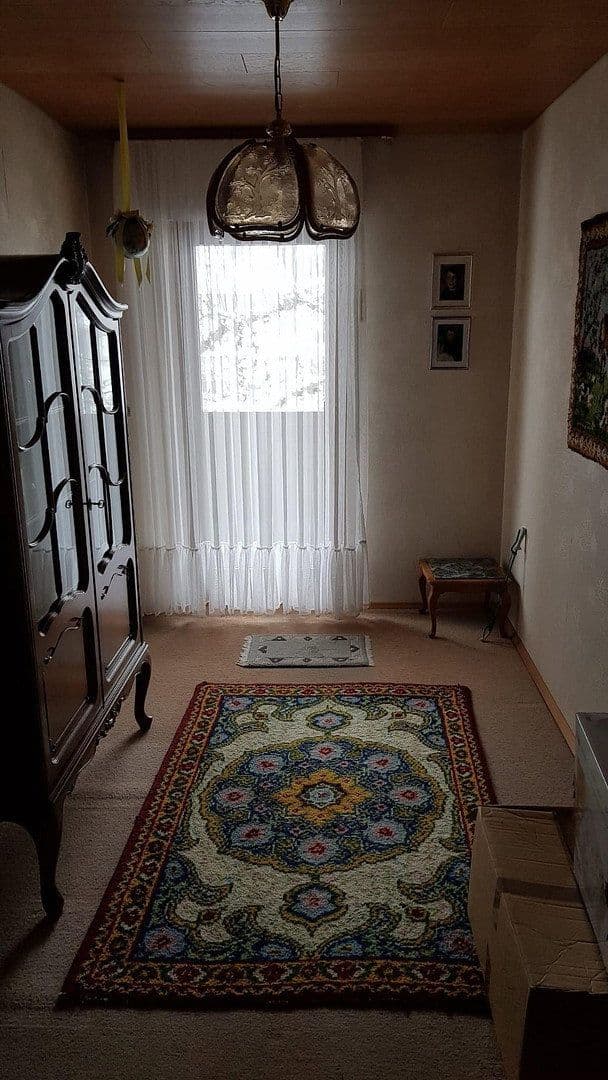 Prodej domu 96 m², pozemek 1.089 m², Zillhauserlandstraße 9, Balingen, Bádensko-Württembersko Prodej domu 96 m², pozemek 1.089 m², Zillhauserlandstraße 9, Balingen, Bádensko-Württembersko