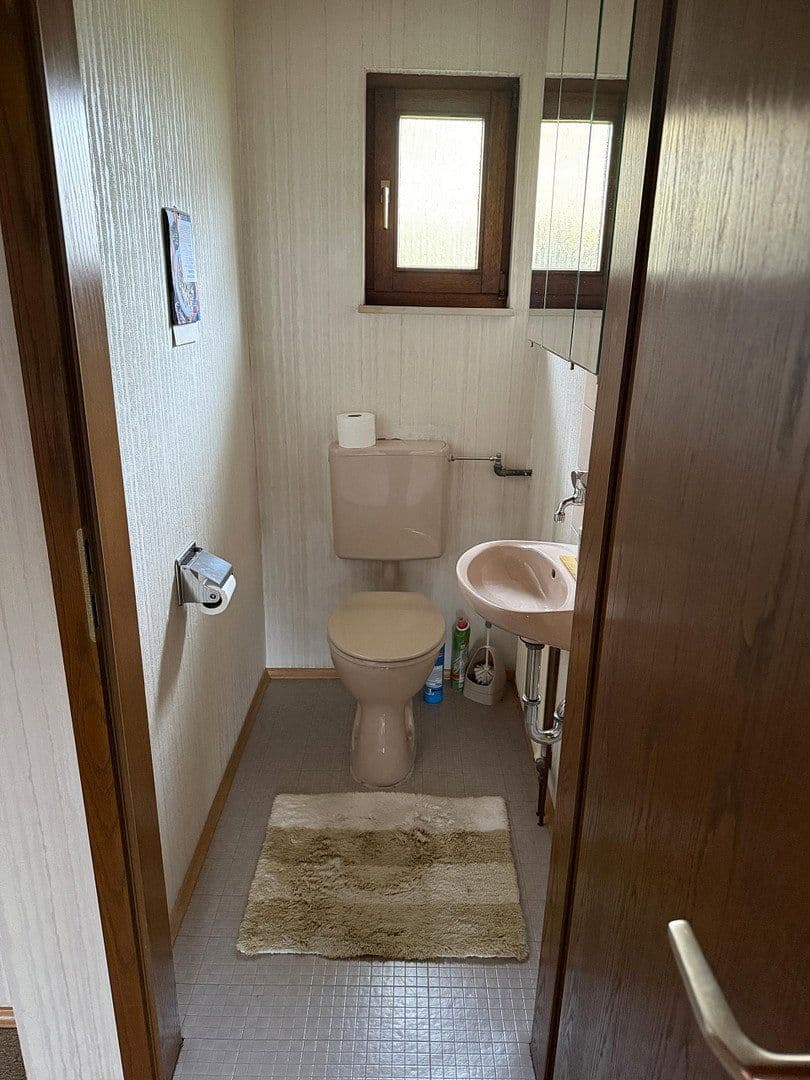 Prodej domu 96 m², pozemek 1.089 m², Zillhauserlandstraße 9, Balingen, Bádensko-Württembersko Prodej domu 96 m², pozemek 1.089 m², Zillhauserlandstraße 9, Balingen, Bádensko-Württembersko