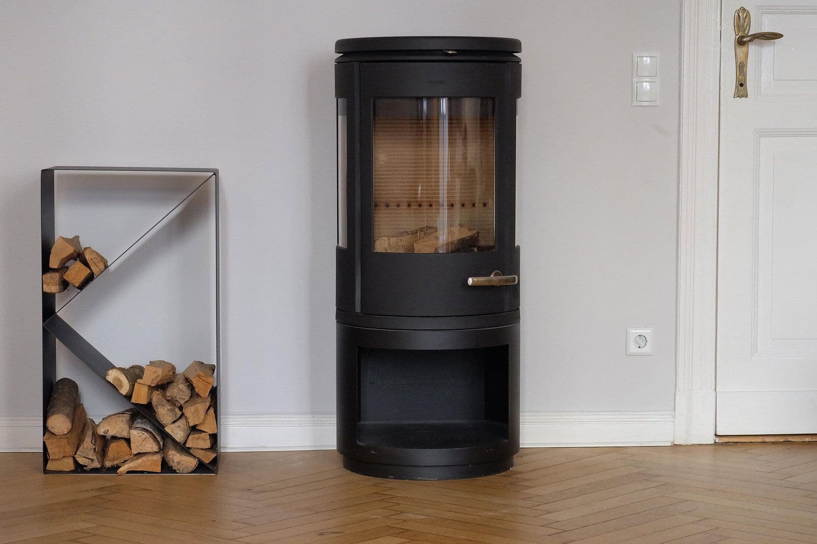 Prodej bytu 4+1 130 m², Berlin, Berlín Prodej bytu 4+1 130 m², Berlin, Berlín