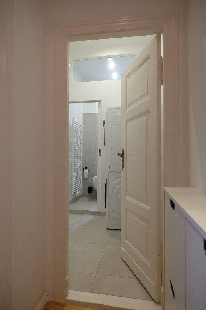 Prodej bytu 4+1 130 m², Berlin, Berlín Prodej bytu 4+1 130 m², Berlin, Berlín