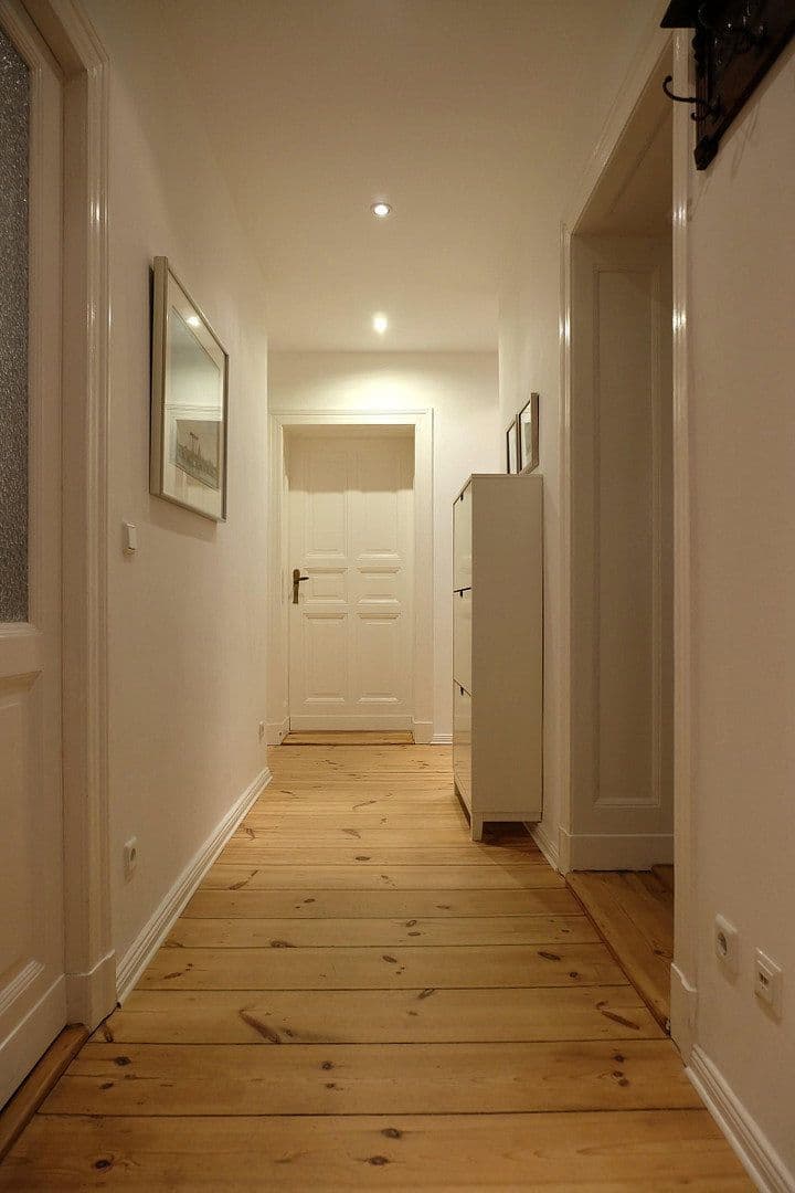 Prodej bytu 4+1 130 m², Berlin, Berlín Prodej bytu 4+1 130 m², Berlin, Berlín