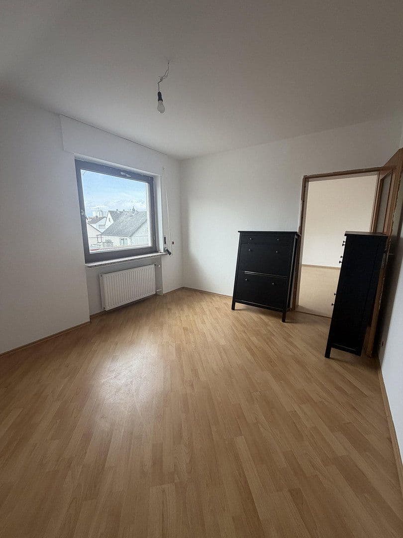 Prodej domu 145 m², pozemek 329 m², Rüsselsheim am Main, Hessen Prodej domu 145 m², pozemek 329 m², Rüsselsheim am Main, Hessen