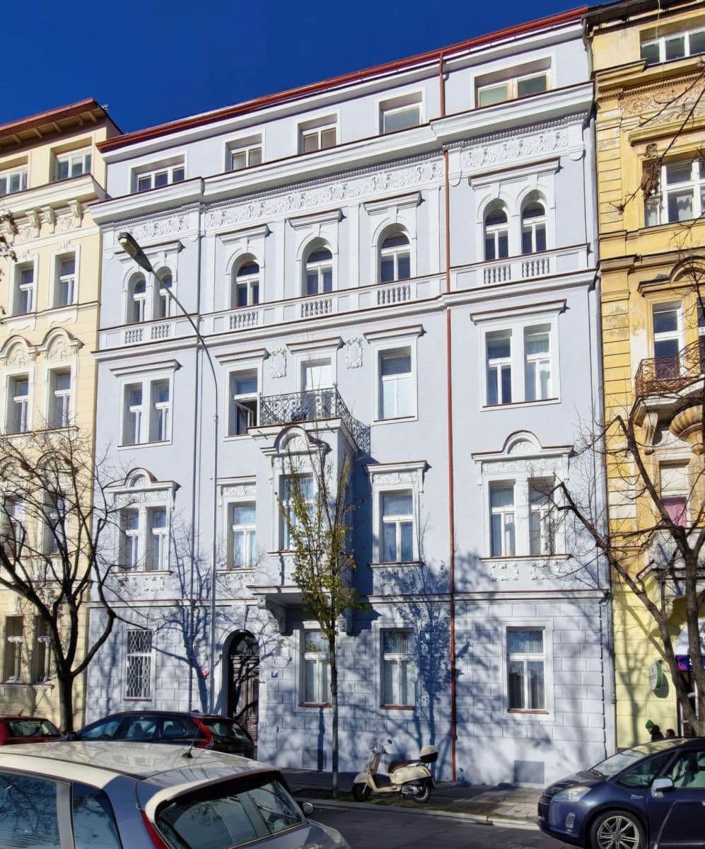Pronájem bytu 1+kk 27 m², Slovenská, Praha, Praha Pronájem bytu 1+kk 27 m², Slovenská, Praha, Praha