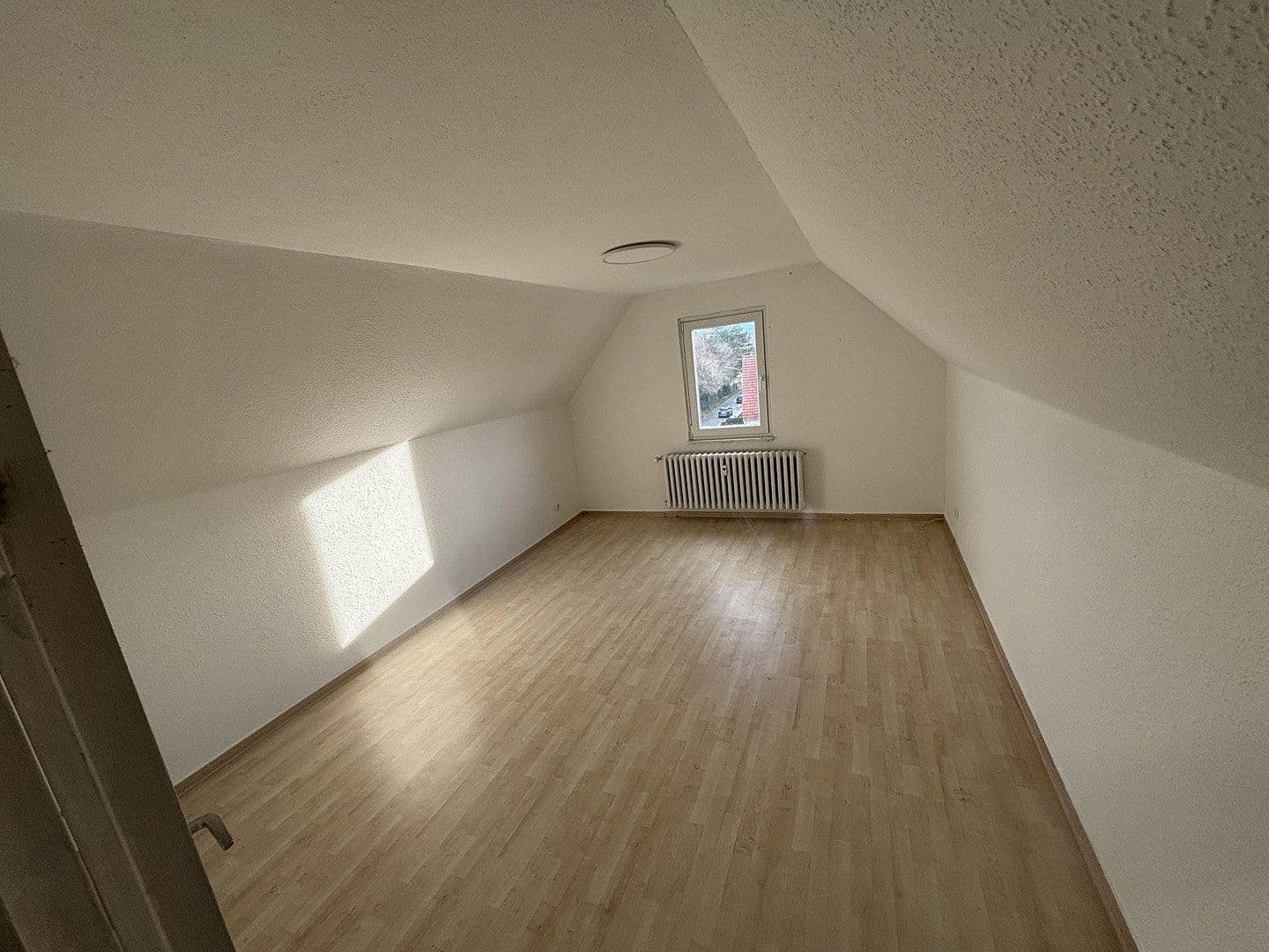 Prodej bytu 4+1 95 m², Nelkenstrasse 9, Stadthagen, Dolní Sasko Prodej bytu 4+1 95 m², Nelkenstrasse 9, Stadthagen, Dolní Sasko