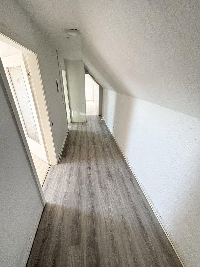 Prodej bytu 4+1 95 m², Nelkenstrasse 9, Stadthagen, Dolní Sasko Prodej bytu 4+1 95 m², Nelkenstrasse 9, Stadthagen, Dolní Sasko