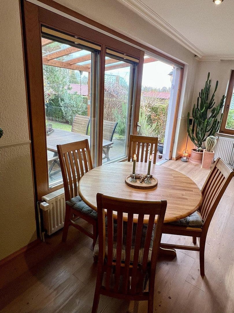 Prodej domu 156 m², pozemek 445 m², Hamburg, Hamburg Prodej domu 156 m², pozemek 445 m², Hamburg, Hamburg