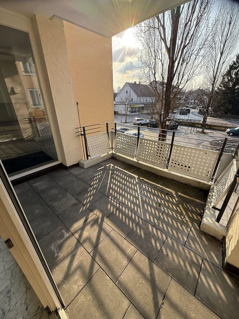 Prodej bytu 3+1 104 m², August-Hörmann-Platz 3, Gauting, Bavorsko Prodej bytu 3+1 104 m², August-Hörmann-Platz 3, Gauting, Bavorsko