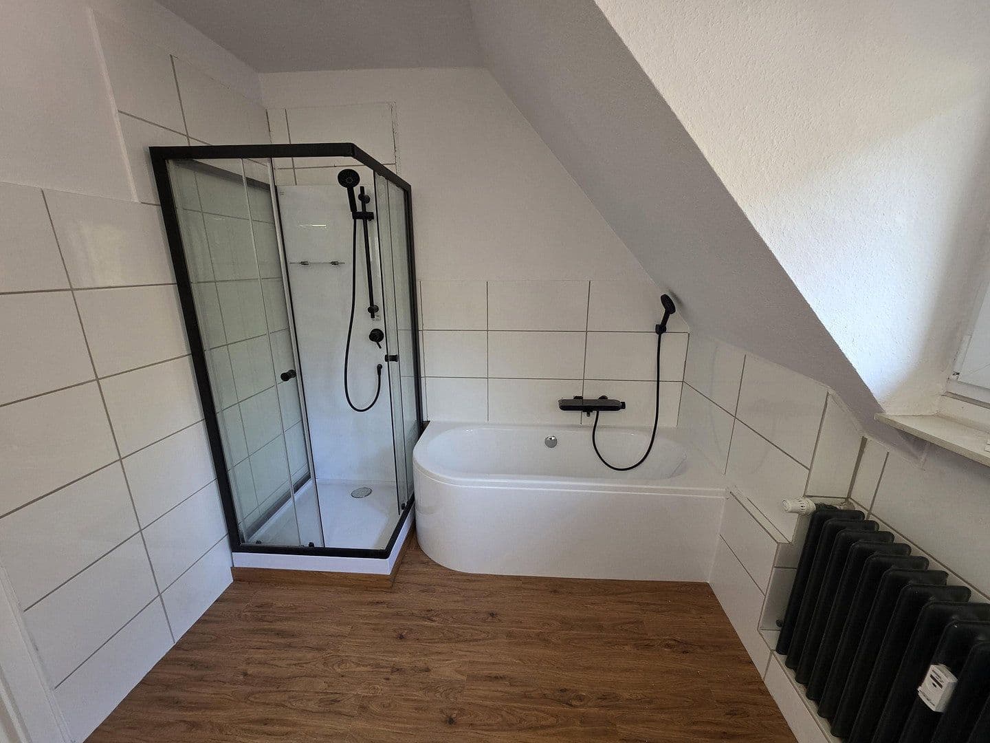 Pronájem bytu 4+1 115 m², Hauptstraße 19, Bruchweiler-Bärenbach, Porýní-Falc Pronájem bytu 4+1 115 m², Hauptstraße 19, Bruchweiler-Bärenbach, Porýní-Falc