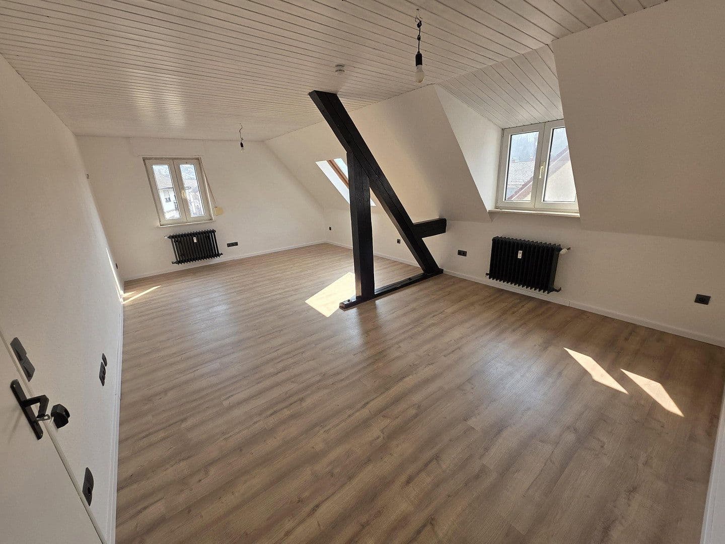 Pronájem bytu 4+1 115 m², Hauptstraße 19, Bruchweiler-Bärenbach, Porýní-Falc Pronájem bytu 4+1 115 m², Hauptstraße 19, Bruchweiler-Bärenbach, Porýní-Falc