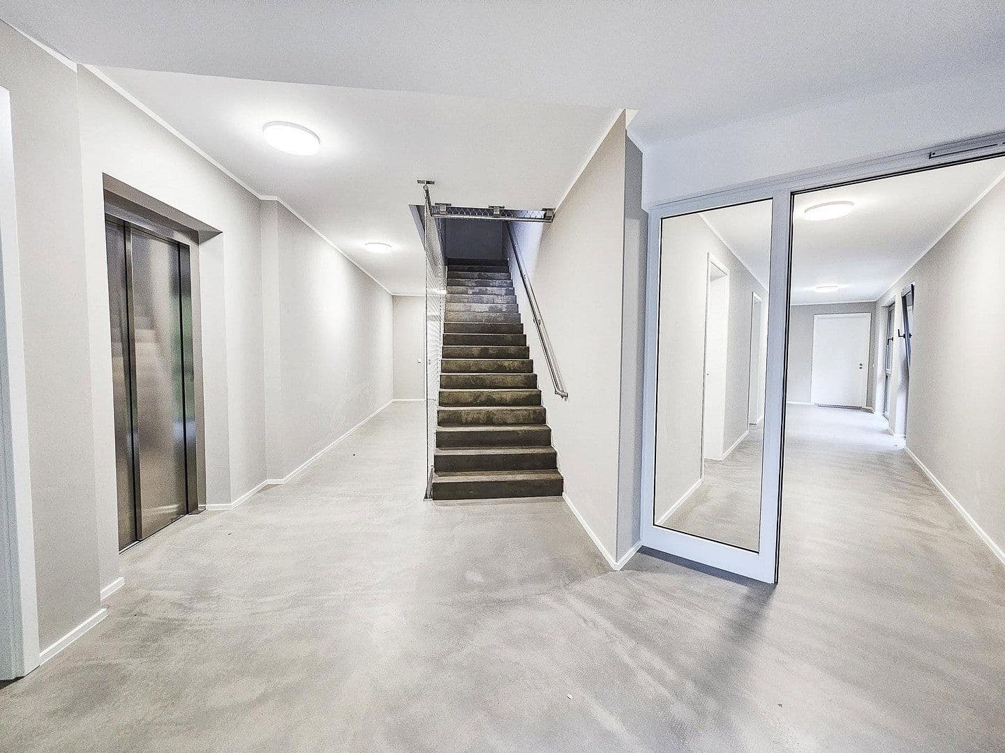 Pronájem bytu 3+1 120 m², Emil-von-Behring-Str. 1, Marburg, Hessen Pronájem bytu 3+1 120 m², Emil-von-Behring-Str. 1, Marburg, Hessen