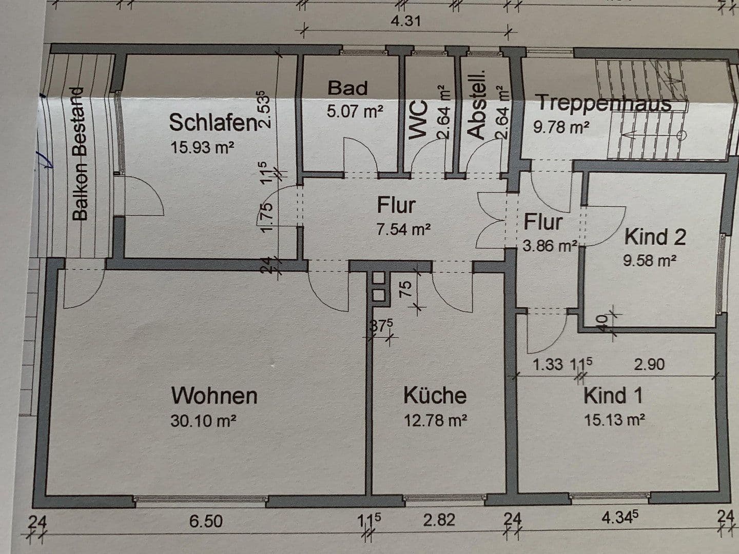 Pronájem bytu 4+1 110 m², Lingenfeld, Porýní-Falc Pronájem bytu 4+1 110 m², Lingenfeld, Porýní-Falc