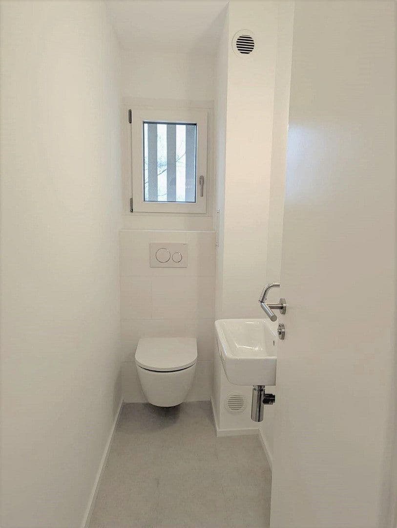 Pronájem bytu 4+1 75 m², Preziosastrasse 37, München, Bavorsko Pronájem bytu 4+1 75 m², Preziosastrasse 37, München, Bavorsko