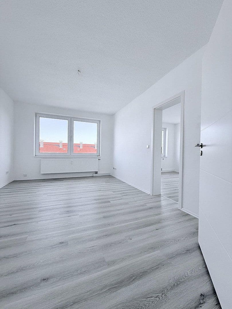 Pronájem bytu 2+1 47 m², Werner Seelenbinder Straße 35, Apolda, Durynsko Pronájem bytu 2+1 47 m², Werner Seelenbinder Straße 35, Apolda, Durynsko