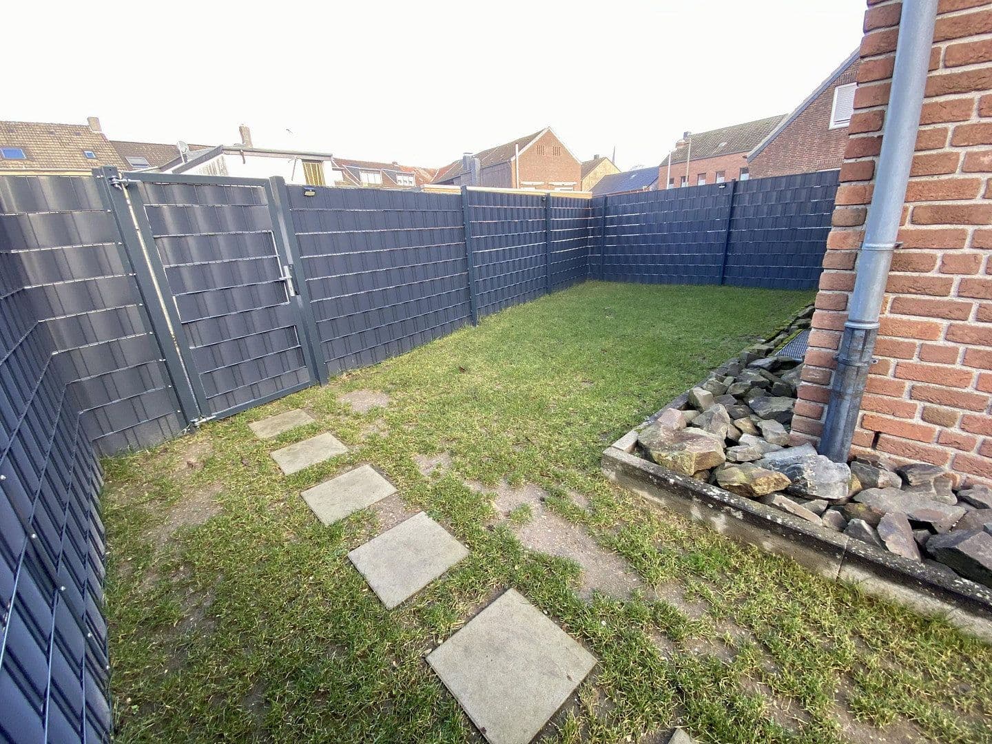 Prodej domu 138 m², pozemek 378 m², Friedhofstraße 24, Nettetal, Severní Porýní-Vestfálsko Prodej domu 138 m², pozemek 378 m², Friedhofstraße 24, Nettetal, Severní Porýní-Vestfálsko