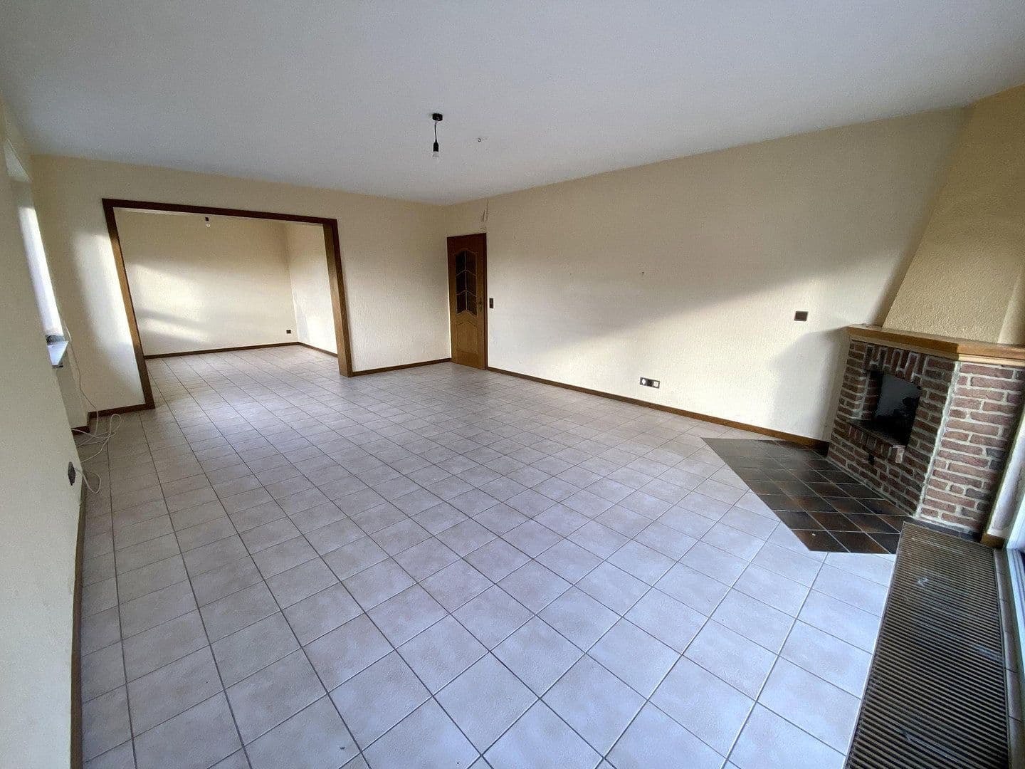 Prodej domu 138 m², pozemek 378 m², Friedhofstraße 24, Nettetal, Severní Porýní-Vestfálsko Prodej domu 138 m², pozemek 378 m², Friedhofstraße 24, Nettetal, Severní Porýní-Vestfálsko