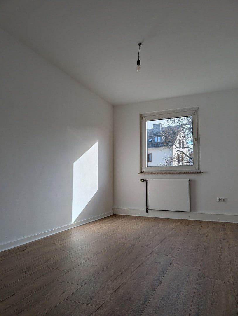 Pronájem bytu 3+1 62 m², Frankfurt, Hessen Pronájem bytu 3+1 62 m², Frankfurt, Hessen