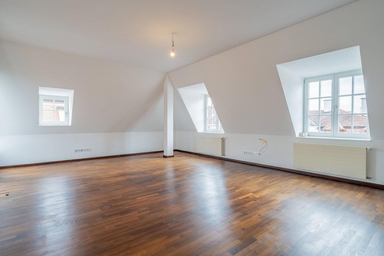 Prodej bytu 4+1 135 m², München, Bavorsko Prodej bytu 4+1 135 m², München, Bavorsko