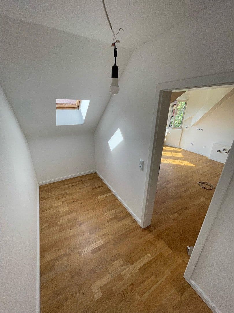 Pronájem bytu 4+kk 193 m², Bergstraße 16, Carlsberg, Porýní-Falc Pronájem bytu 4+kk 193 m², Bergstraße 16, Carlsberg, Porýní-Falc