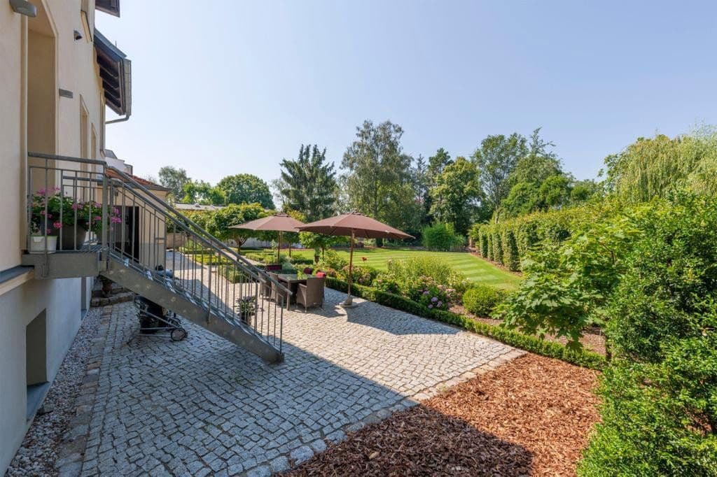 Prodej domu 335 m², pozemek 2.056 m², Berlin, Berlín Prodej domu 335 m², pozemek 2.056 m², Berlin, Berlín