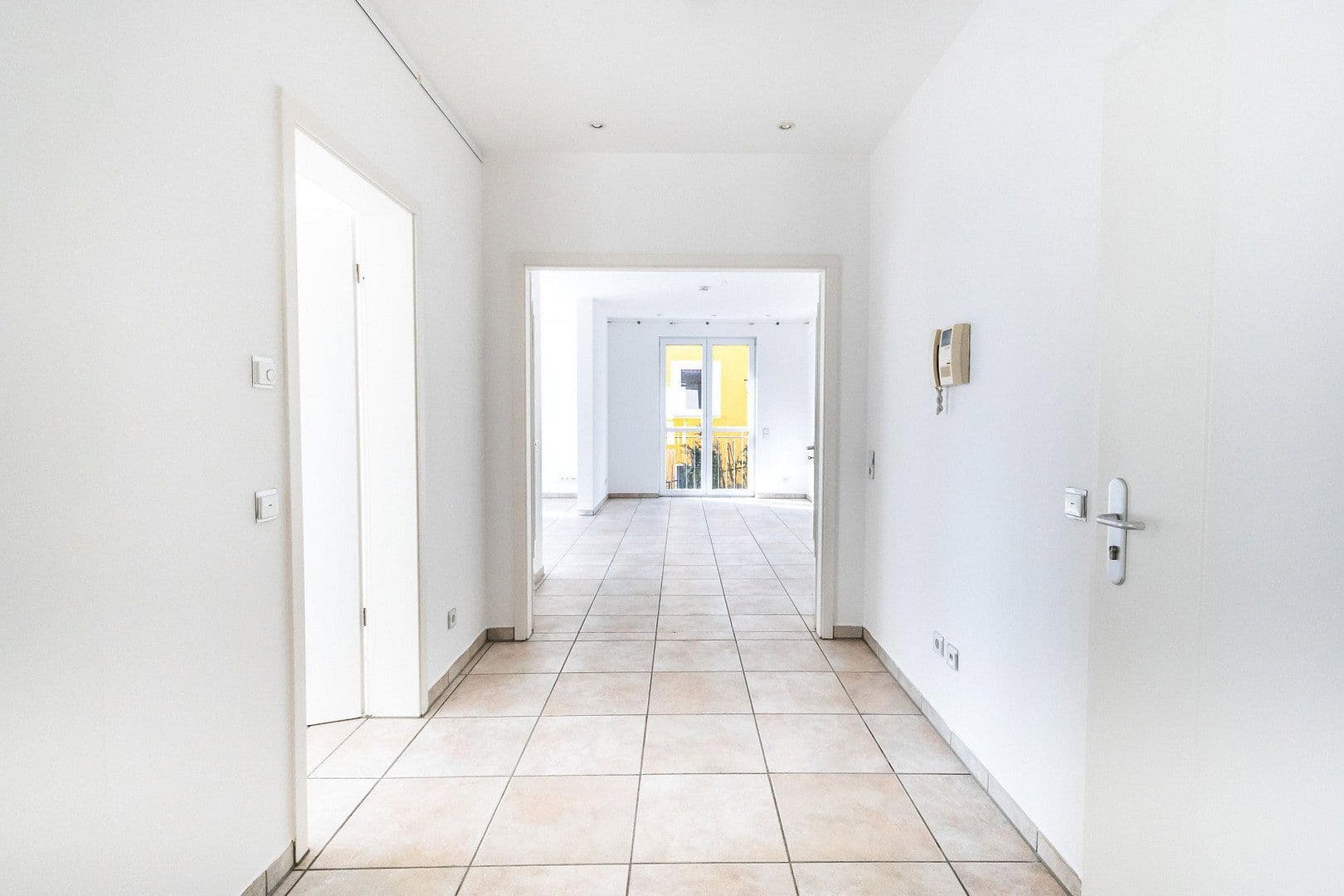 Pronájem bytu 5+kk 149 m², Tübingen, Bádensko-Württembersko Pronájem bytu 5+kk 149 m², Tübingen, Bádensko-Württembersko