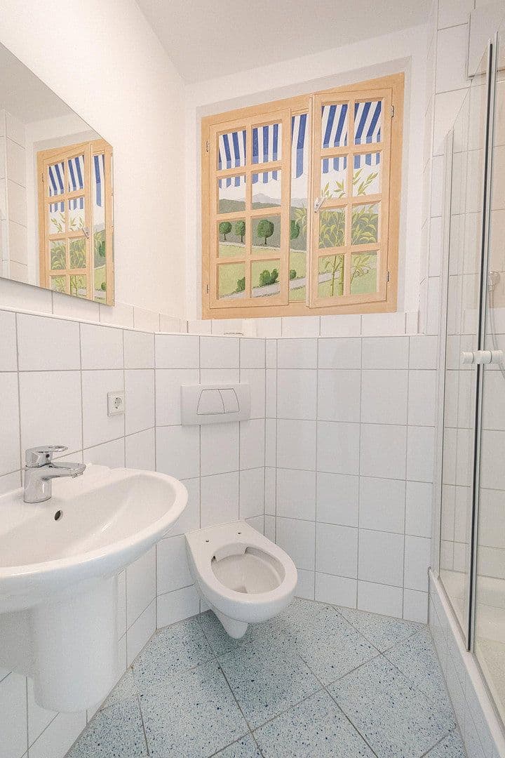 Pronájem bytu 5+kk 149 m², Tübingen, Bádensko-Württembersko Pronájem bytu 5+kk 149 m², Tübingen, Bádensko-Württembersko