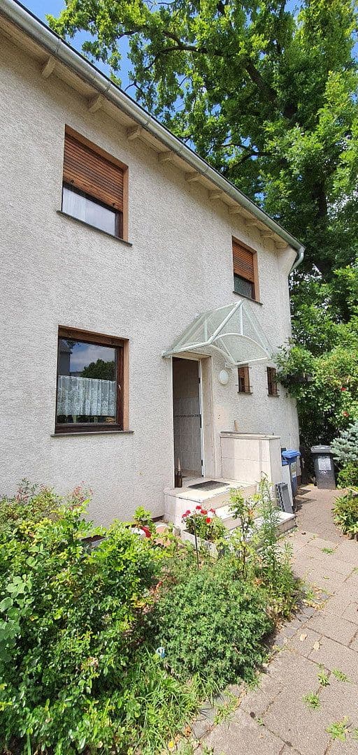 Prodej domu 109 m², pozemek 446 m², Rüsselsheim am Main, Hessen Prodej domu 109 m², pozemek 446 m², Rüsselsheim am Main, Hessen