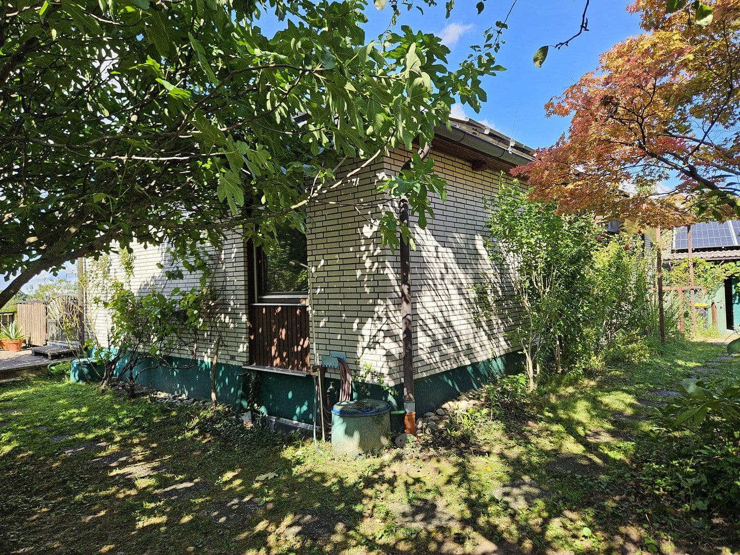 Prodej domu 199 m², pozemek 1.037 m², Diezenthalweg 2, Buggingen, Bádensko-Württembersko Prodej domu 199 m², pozemek 1.037 m², Diezenthalweg 2, Buggingen, Bádensko-Württembersko