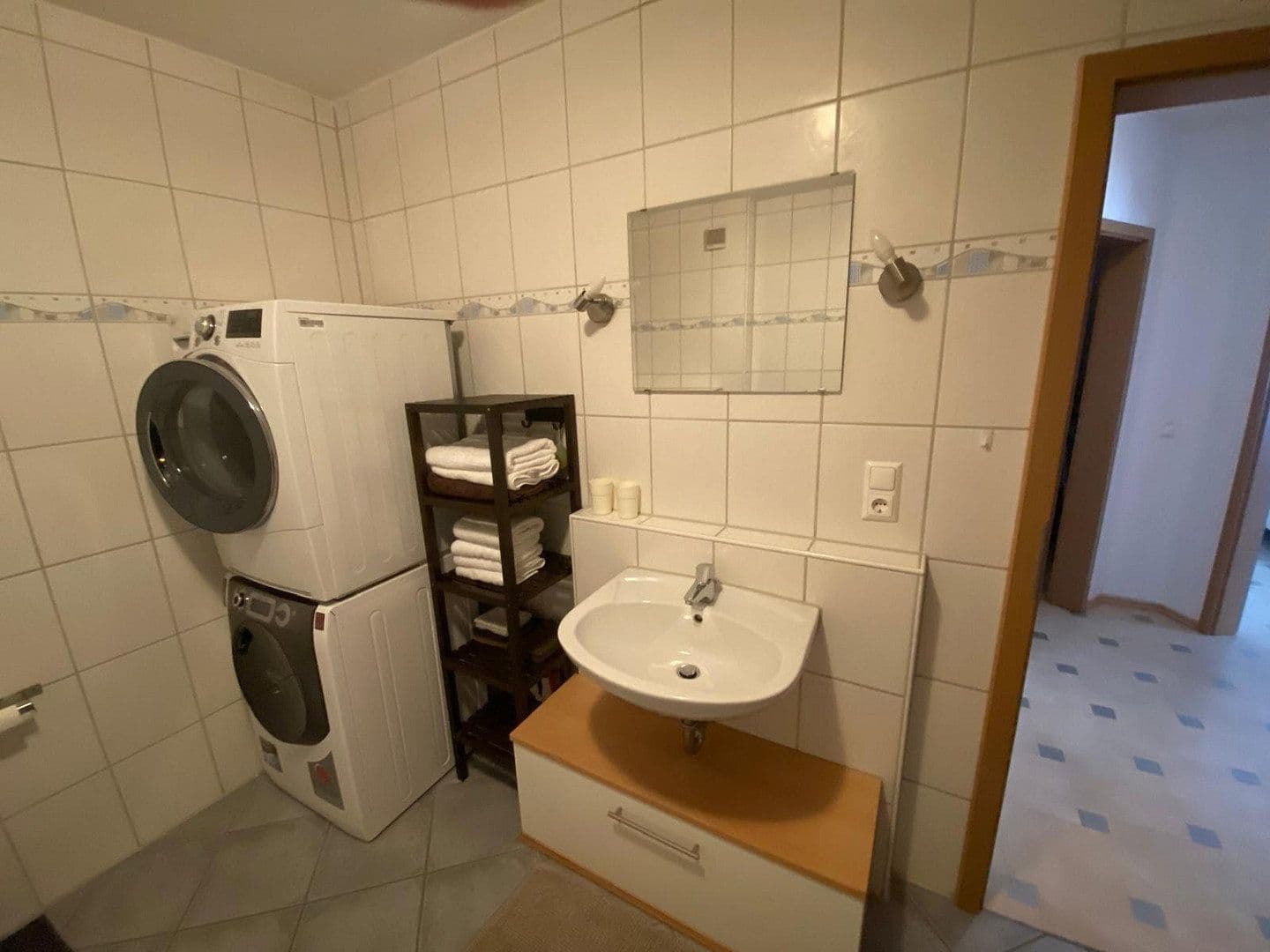 Pronájem bytu 3+1 86 m², Landstuhler Str. 61a, Ramstein-Miesenbach, Porýní-Falc Pronájem bytu 3+1 86 m², Landstuhler Str. 61a, Ramstein-Miesenbach, Porýní-Falc