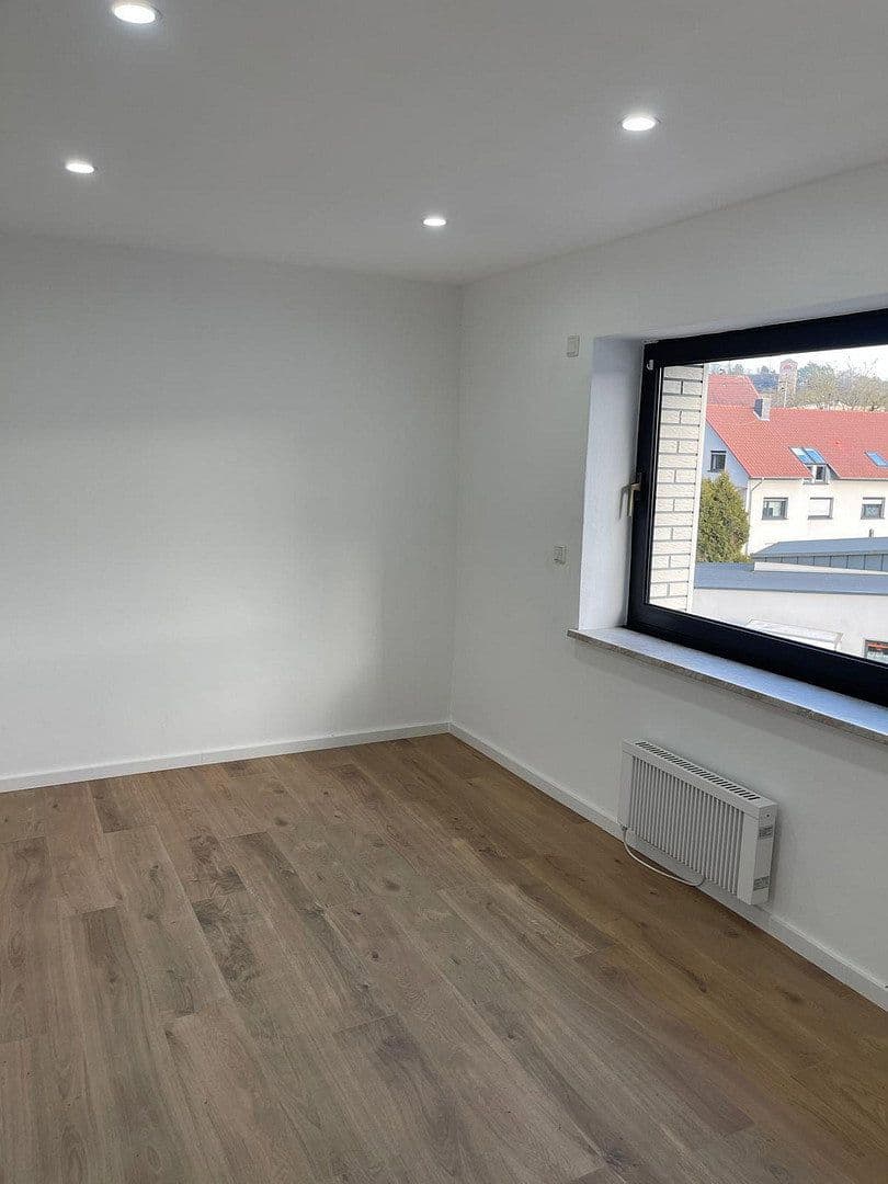 Prodej domu 160 m², pozemek 460 m², Lebacher Straße 72, Eppelborn, Země Sársko Prodej domu 160 m², pozemek 460 m², Lebacher Straße 72, Eppelborn, Země Sársko