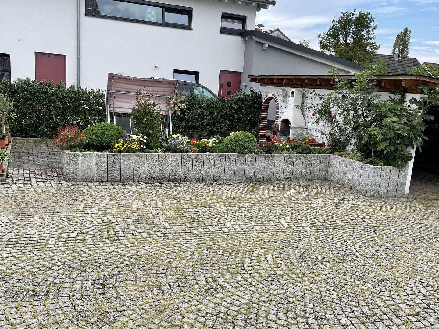 Prodej domu 251 m², pozemek 726 m², Achern, Bádensko-Württembersko Prodej domu 251 m², pozemek 726 m², Achern, Bádensko-Württembersko
