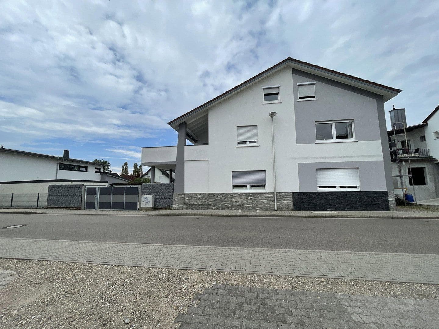 Prodej domu 251 m², pozemek 726 m², Achern, Bádensko-Württembersko Prodej domu 251 m², pozemek 726 m², Achern, Bádensko-Württembersko