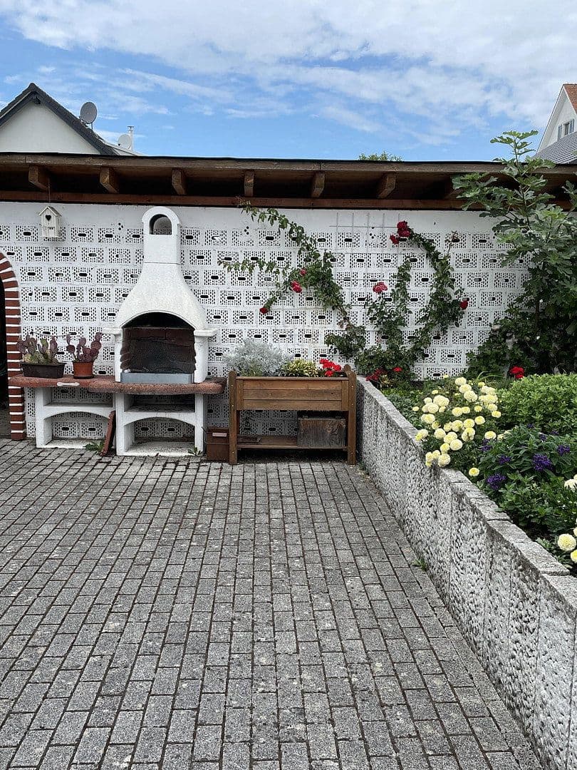 Prodej domu 251 m², pozemek 726 m², Achern, Bádensko-Württembersko Prodej domu 251 m², pozemek 726 m², Achern, Bádensko-Württembersko