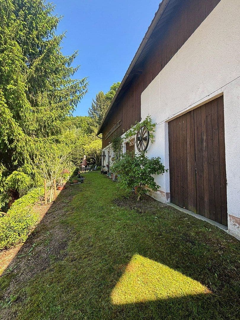 Prodej domu 296 m², pozemek 940 m², Oberkirch, Bádensko-Württembersko Prodej domu 296 m², pozemek 940 m², Oberkirch, Bádensko-Württembersko