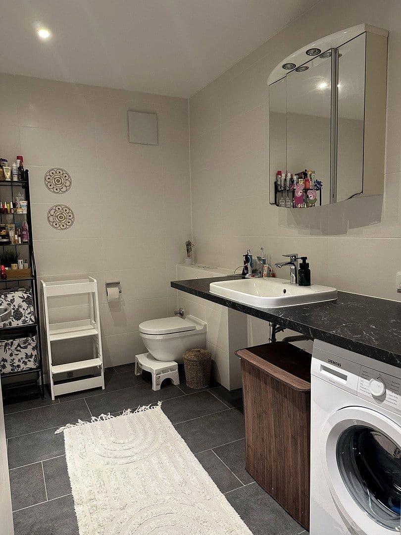 Pronájem bytu 3+1 92 m², Frankfurt am Main, Hessen Pronájem bytu 3+1 92 m², Frankfurt am Main, Hessen