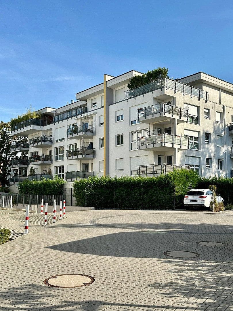 Pronájem bytu 3+1 92 m², Frankfurt am Main, Hessen Pronájem bytu 3+1 92 m², Frankfurt am Main, Hessen