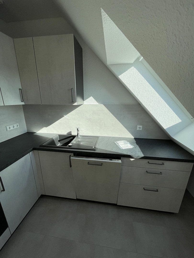 Pronájem bytu 3+1 85 m², Wiesenbach, Bádensko-Württembersko Pronájem bytu 3+1 85 m², Wiesenbach, Bádensko-Württembersko