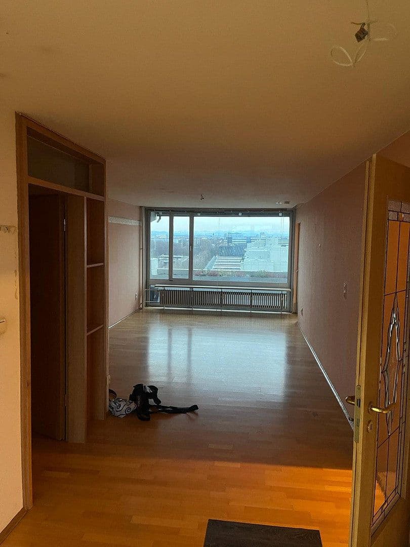 Pronájem bytu 3+1 87 m², Riesstraße 84, München, Bavorsko Pronájem bytu 3+1 87 m², Riesstraße 84, München, Bavorsko